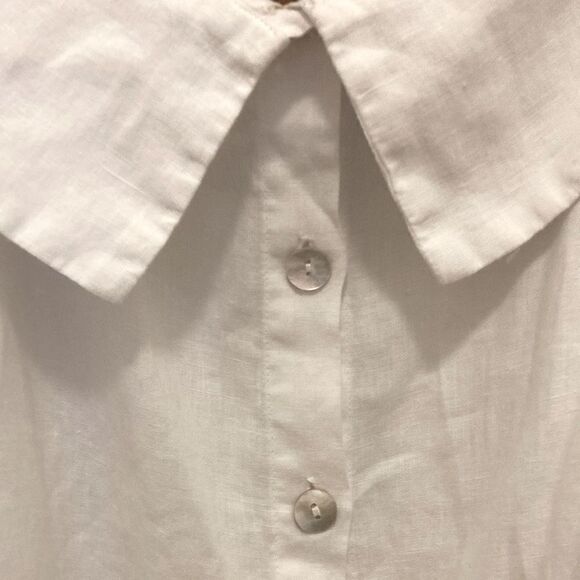 NWT Claudio Milano White Linen Dress with Coconut Shell Buttons & Side Pockets. - Picture 3 of 11